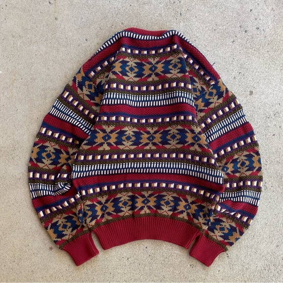 90s Vintage Knights of Round Table Pattern Knit Sweater - Picture 2 of 8